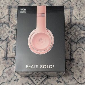 Beats by Dre Solo3 Wireless On-Ear Headphones - Light Pink